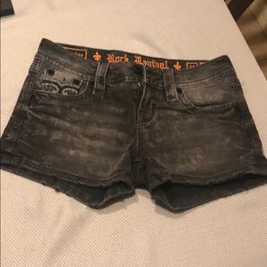 Rock revival shorts size 25